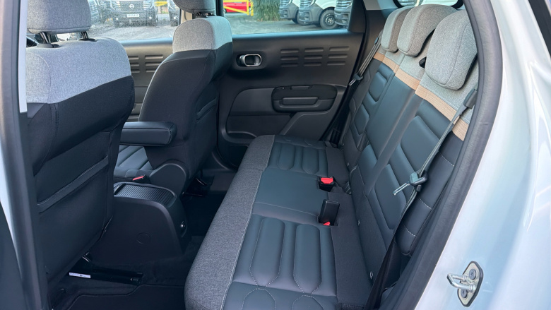 Citroen C3 Aircross 1.2 PureTech 110 Max 5dr Petrol Hatchback